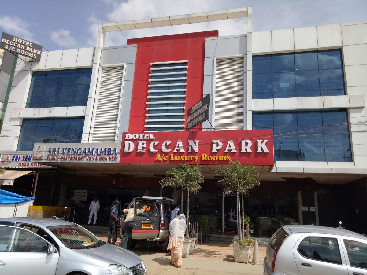 Hotel Deccan Park Hyderabad Eksteriør billede