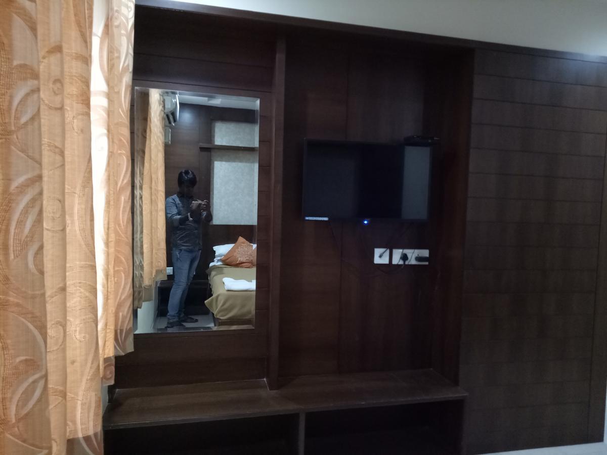 Hotel Deccan Park Hyderabad Eksteriør billede